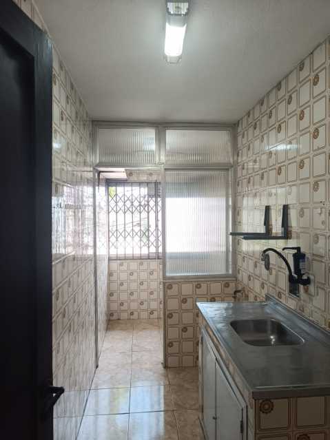 Apartamento à venda com 2 quartos, 60m² - Foto 10