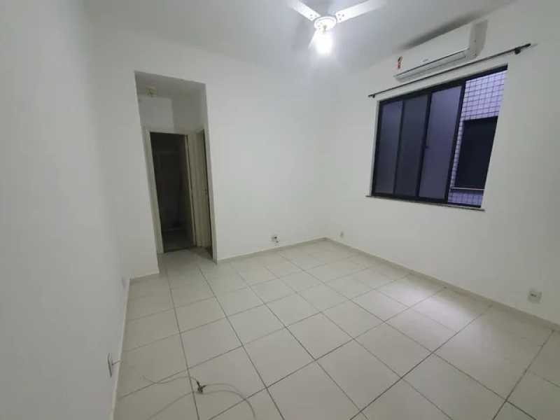 Apartamento à venda com 1 quarto, 40m² - Foto 1