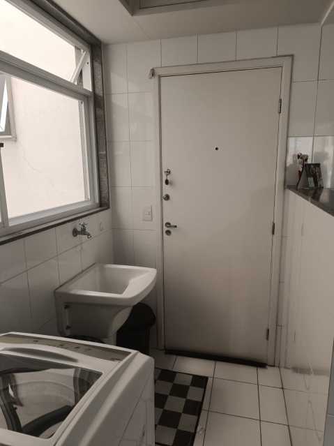 Apartamento à venda com 1 quarto, 50m² - Foto 15