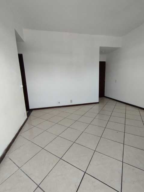 Apartamento à venda com 2 quartos, 78m² - Foto 17