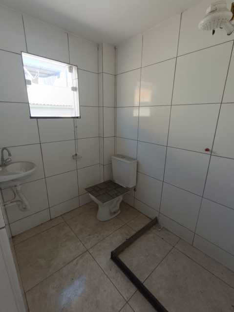 Casa à venda com 2 quartos, 80m² - Foto 11