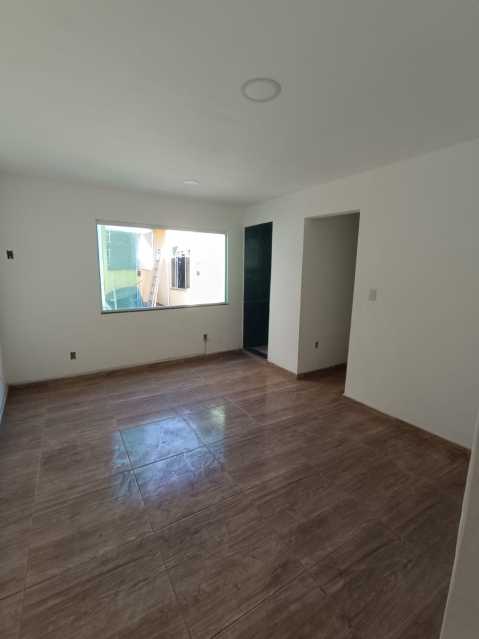 Casa à venda com 2 quartos, 80m² - Foto 13