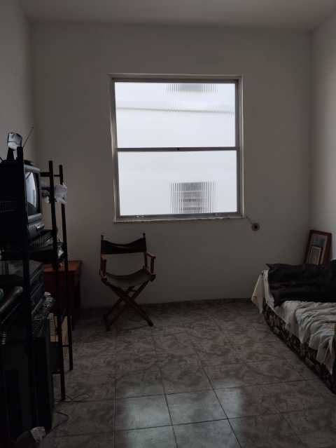 Apartamento à venda com 2 quartos, 62m² - Foto 3