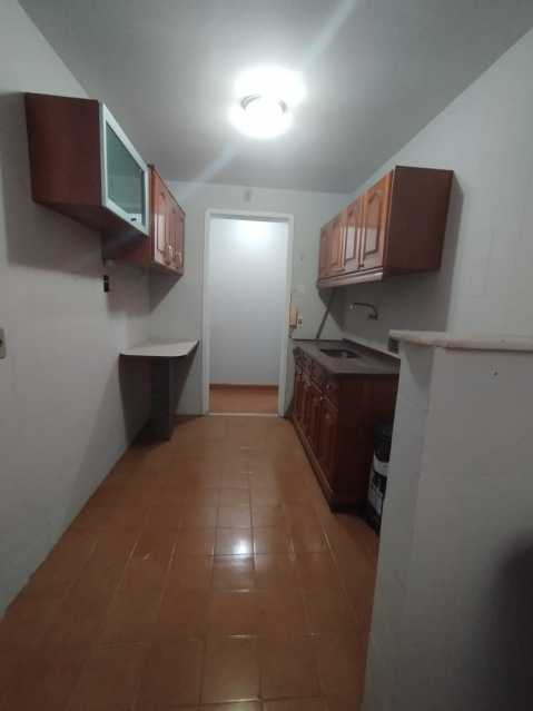 Apartamento à venda com 2 quartos, 40m² - Foto 17