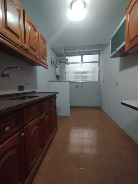 Apartamento à venda com 2 quartos, 40m² - Foto 18