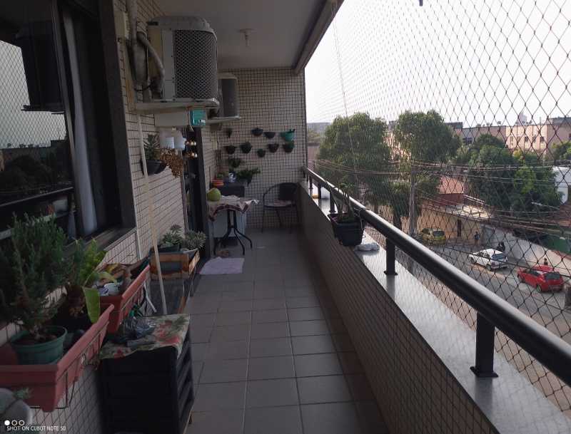 Apartamento à venda com 2 quartos, 76m² - Foto 1