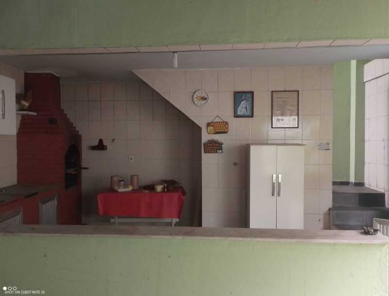 Casa à venda com 3 quartos, 198m² - Foto 8