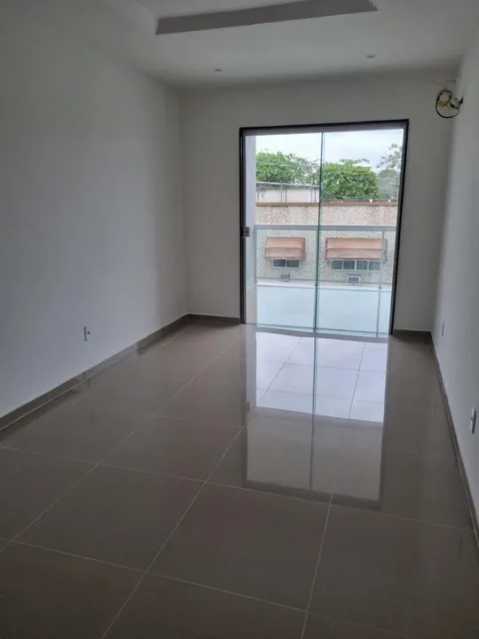 Casa à venda com 4 quartos, 300m² - Foto 14