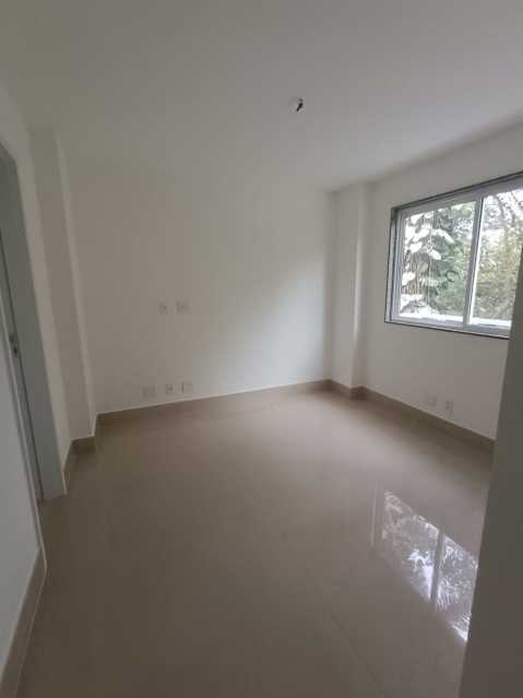 Apartamento à venda com 3 quartos, 128m² - Foto 6