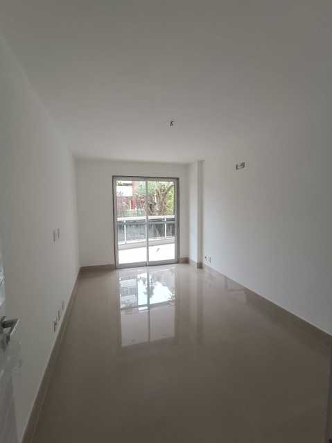 Apartamento à venda com 3 quartos, 128m² - Foto 7