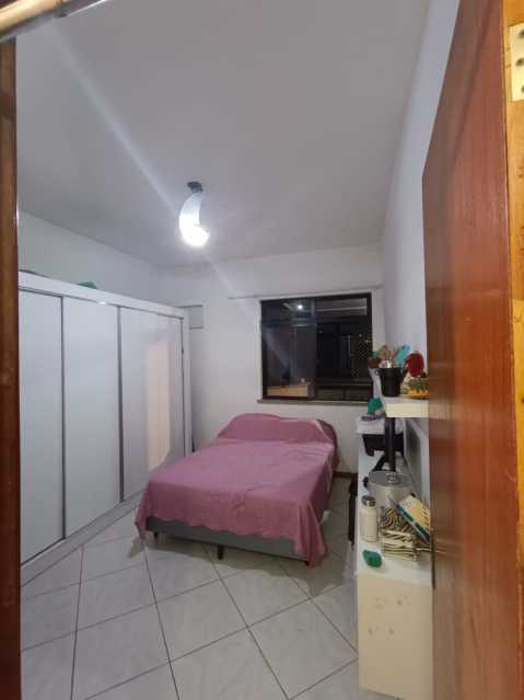 Apartamento à venda com 2 quartos, 80m² - Foto 13