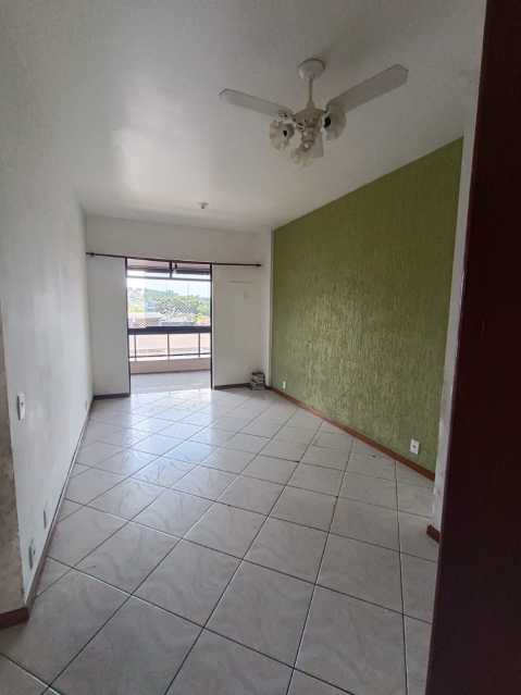 Apartamento à venda com 2 quartos, 80m² - Foto 6