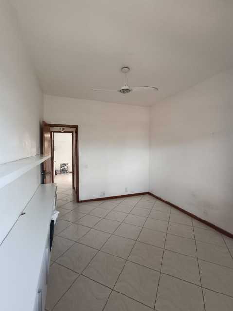 Apartamento à venda com 2 quartos, 80m² - Foto 11