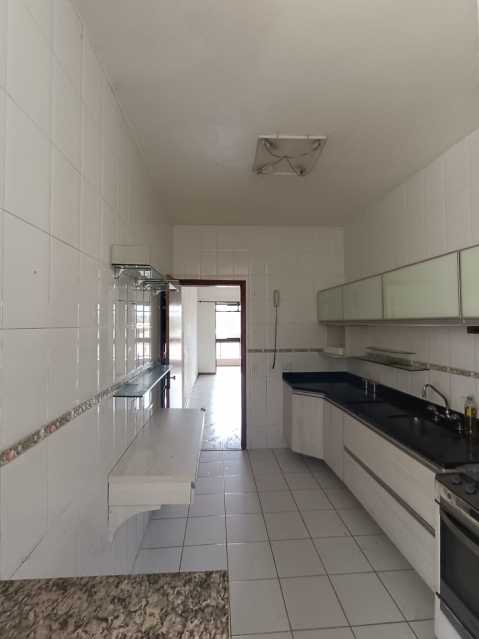 Apartamento à venda com 2 quartos, 80m² - Foto 14