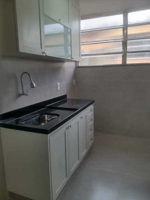 Apartamento à venda com 2 quartos, 67m² - Foto 14