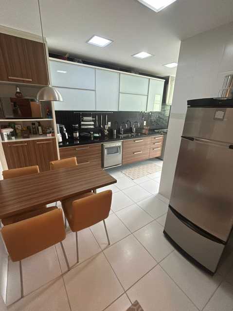 Apartamento à venda com 4 quartos, 160m² - Foto 17