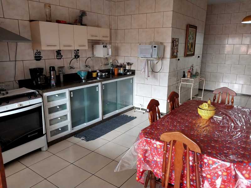 Apartamento à venda com 4 quartos, 140m² - Foto 21