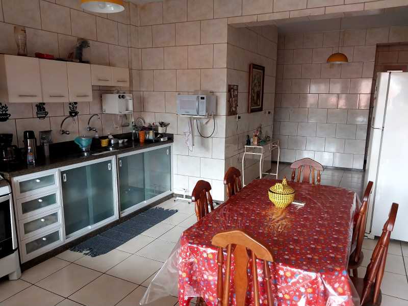 Apartamento à venda com 4 quartos, 140m² - Foto 22