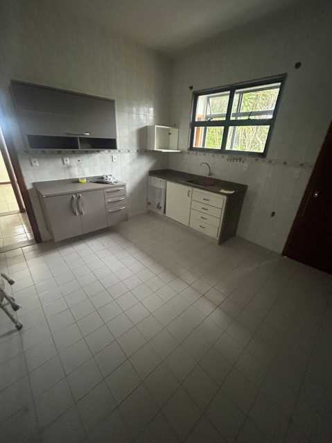 Apartamento para alugar com 2 quartos, 115m² - Foto 8