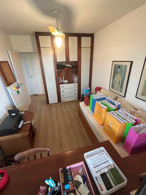 Cobertura à venda com 4 quartos, 330m² - Foto 6