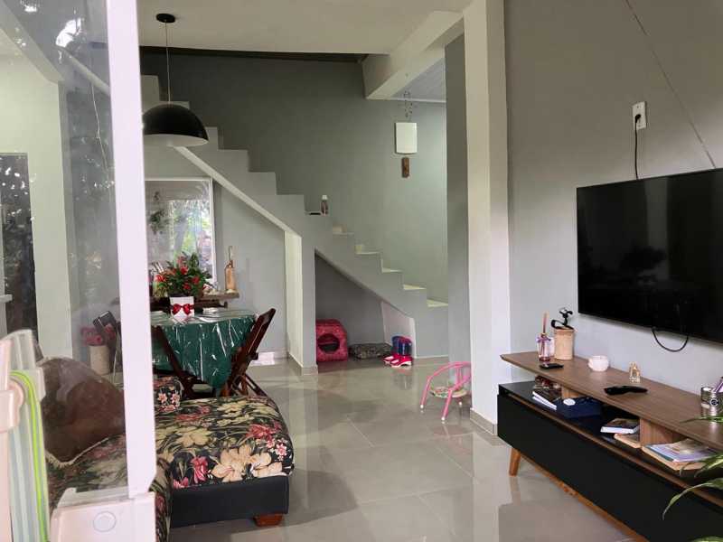 Casa à venda com 2 quartos, 90m² - Foto 4