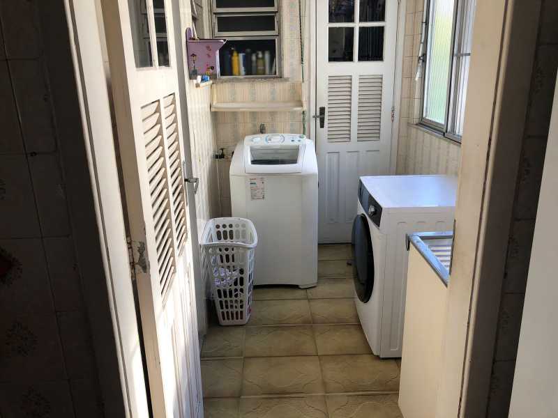 Apartamento à venda com 3 quartos, 106m² - Foto 9