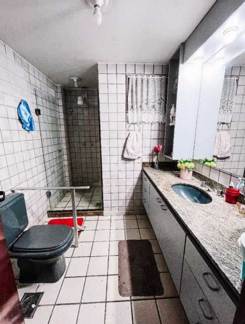 Apartamento à venda com 3 quartos, 120m² - Foto 17