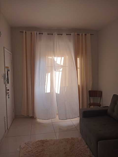 Apartamento à venda com 2 quartos, 62m² - Foto 2