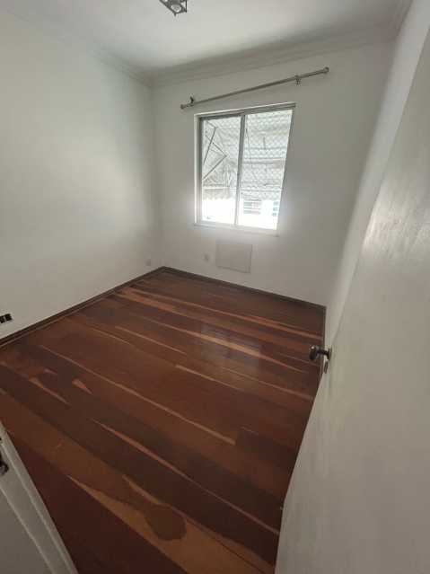 Apartamento à venda com 2 quartos, 90m² - Foto 3