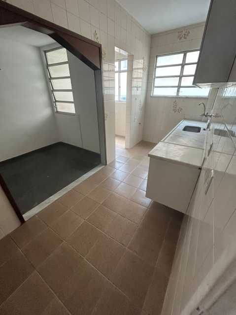 Apartamento à venda com 2 quartos, 90m² - Foto 7