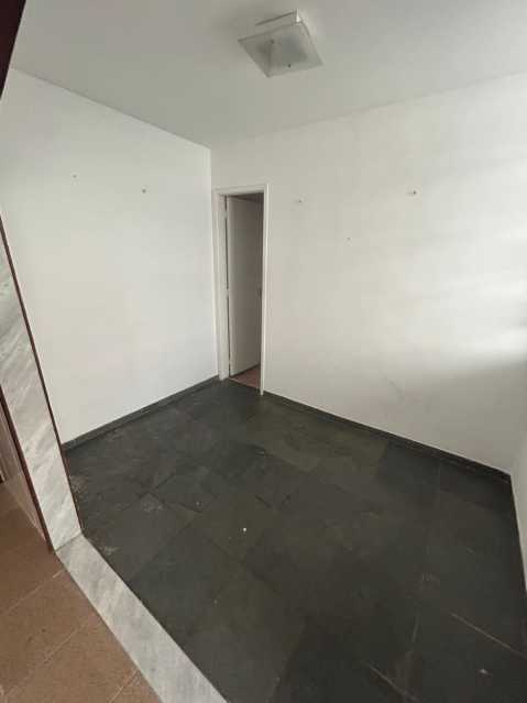 Apartamento à venda com 2 quartos, 90m² - Foto 8