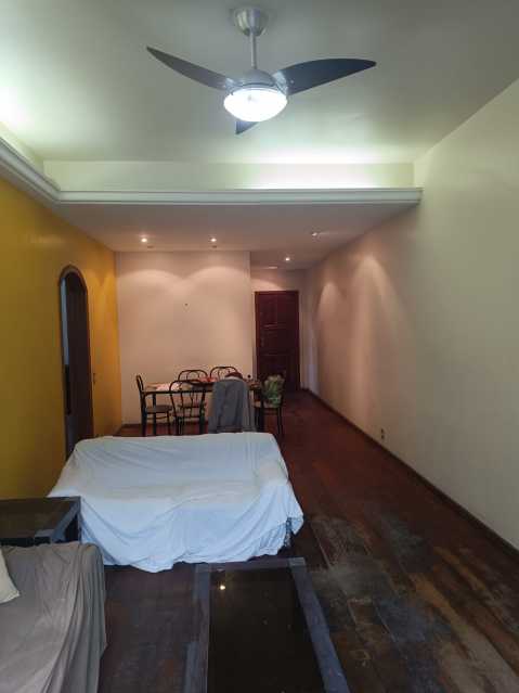 Apartamento à venda com 2 quartos, 95m² - Foto 8