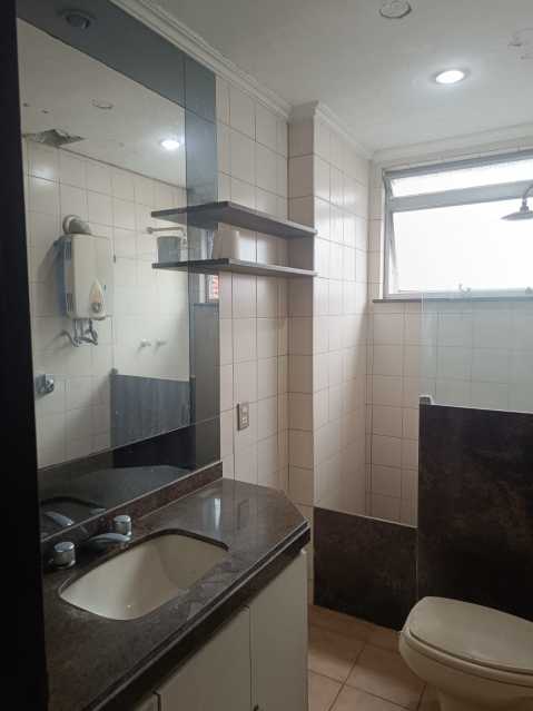 Apartamento à venda com 2 quartos, 95m² - Foto 17