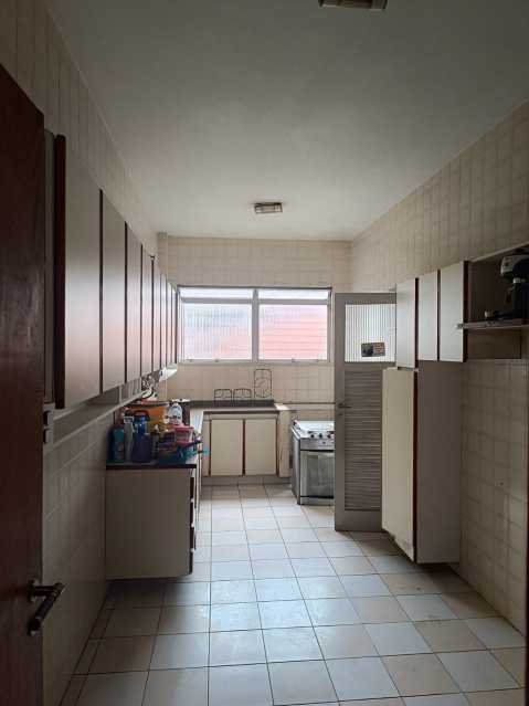 Apartamento à venda com 2 quartos, 95m² - Foto 19