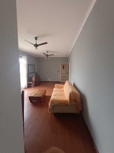 Apartamento à venda com 3 quartos, 140m² - Foto 3