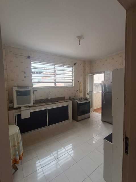 Apartamento à venda com 3 quartos, 140m² - Foto 12