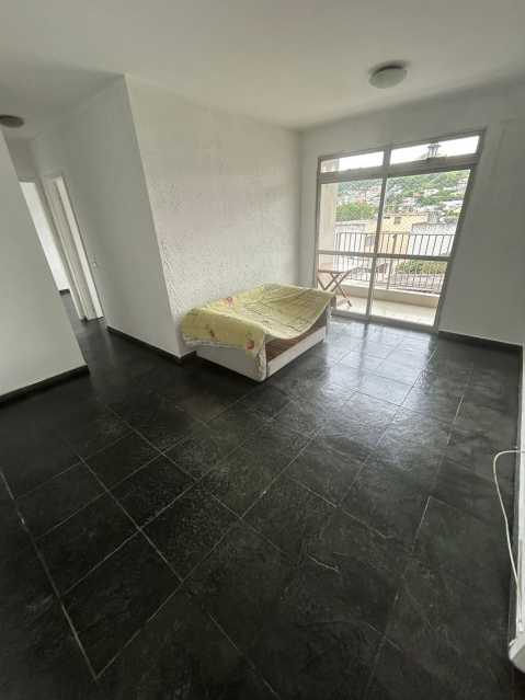 Apartamento para alugar com 2 quartos, 80m² - Foto 2