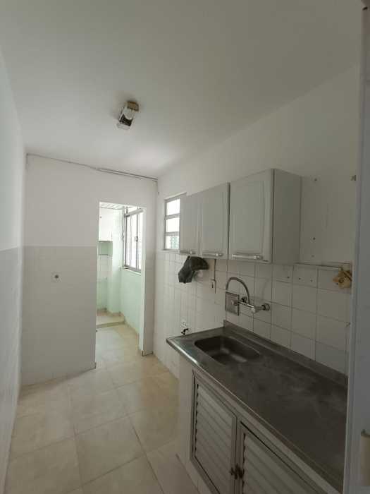 Apartamento à venda com 1 quarto, 34m² - Foto 12