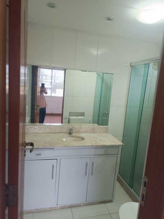 Apartamento à venda e aluguel com 3 quartos, 120m² - Foto 12