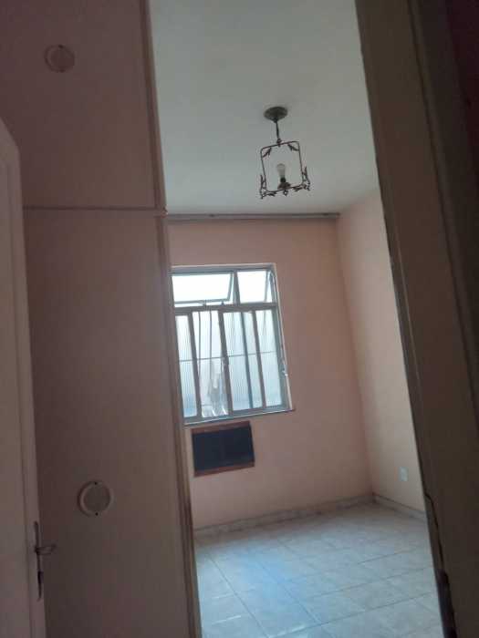 Apartamento à venda com 2 quartos, 73m² - Foto 2