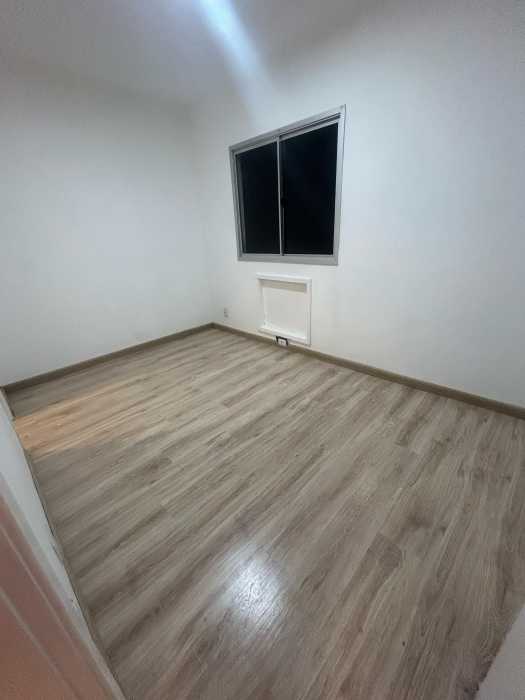 Apartamento à venda com 2 quartos, 60m² - Foto 4