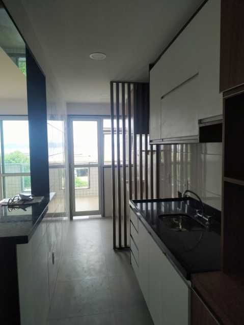 Apartamento à venda com 2 quartos, 62m² - Foto 12