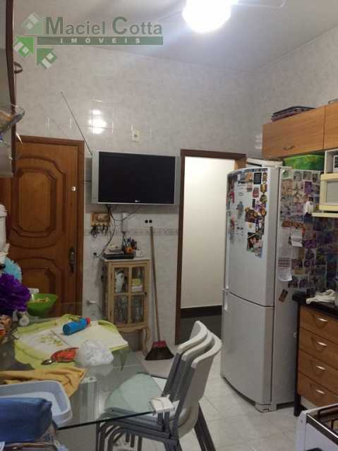 Apartamento à venda com 3 quartos, 100m² - Foto 6