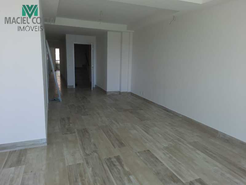 Apartamento à venda com 3 quartos, 125m² - Foto 3