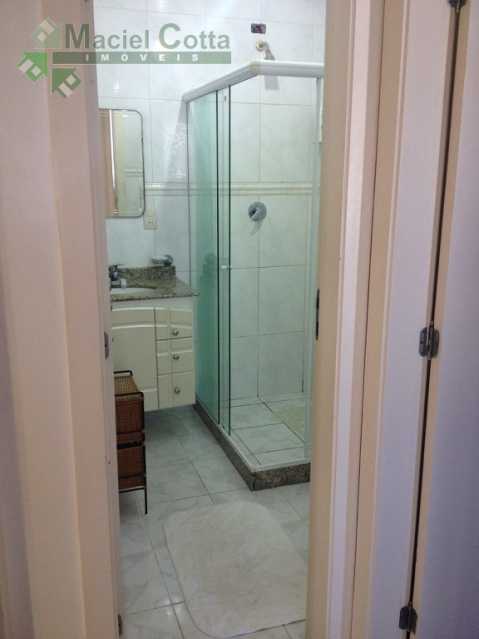 Apartamento à venda com 4 quartos, 140m² - Foto 11