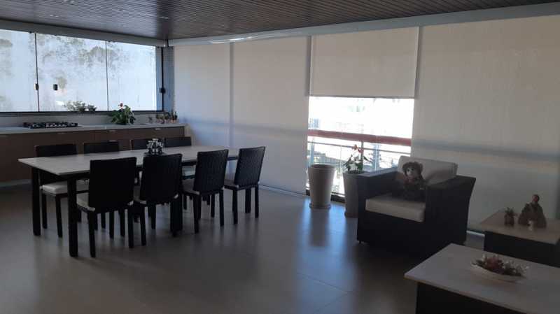 Apartamento à venda com 4 quartos, 180m² - Foto 3