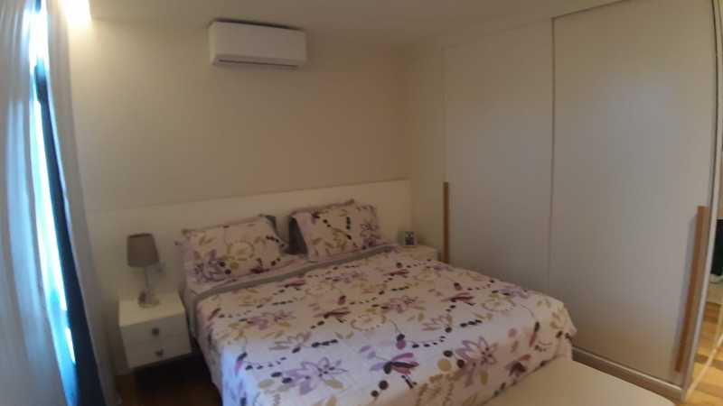 Apartamento à venda com 4 quartos, 180m² - Foto 6