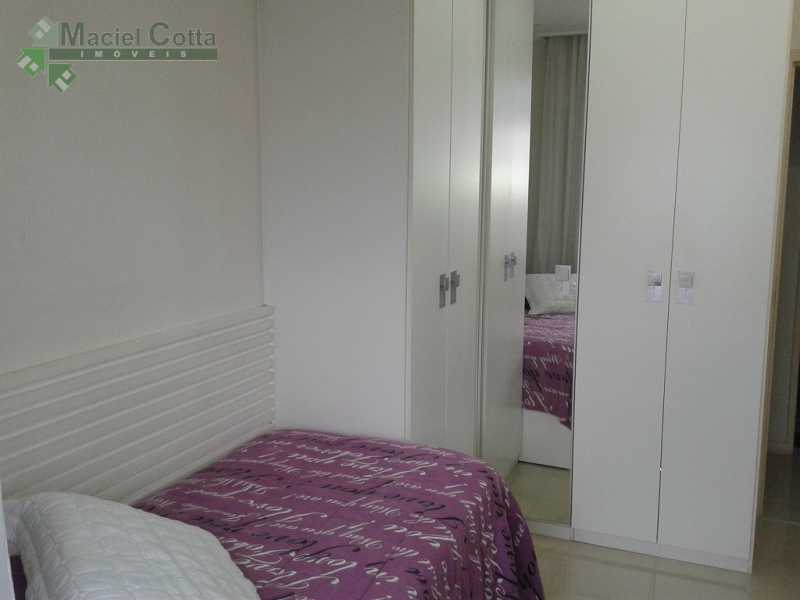 Apartamento à venda com 3 quartos, 110m² - Foto 11