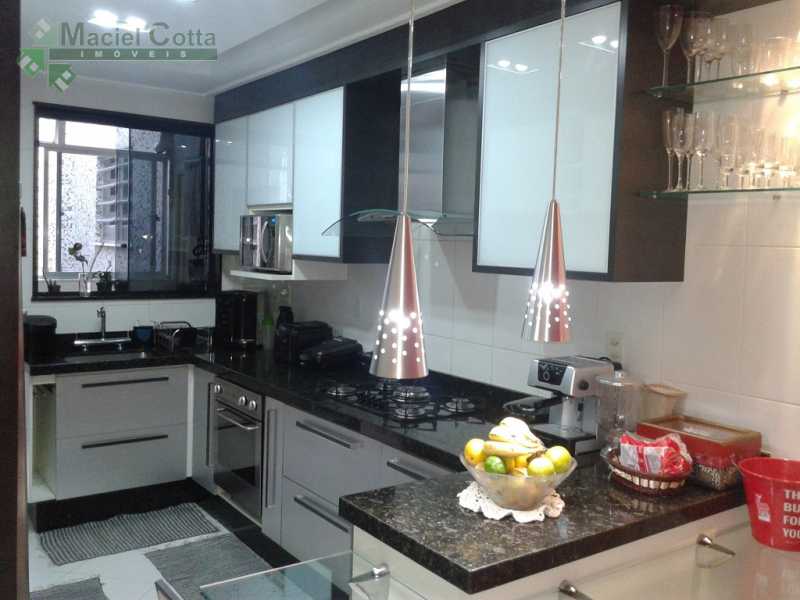 Apartamento à venda com 3 quartos, 110m² - Foto 20