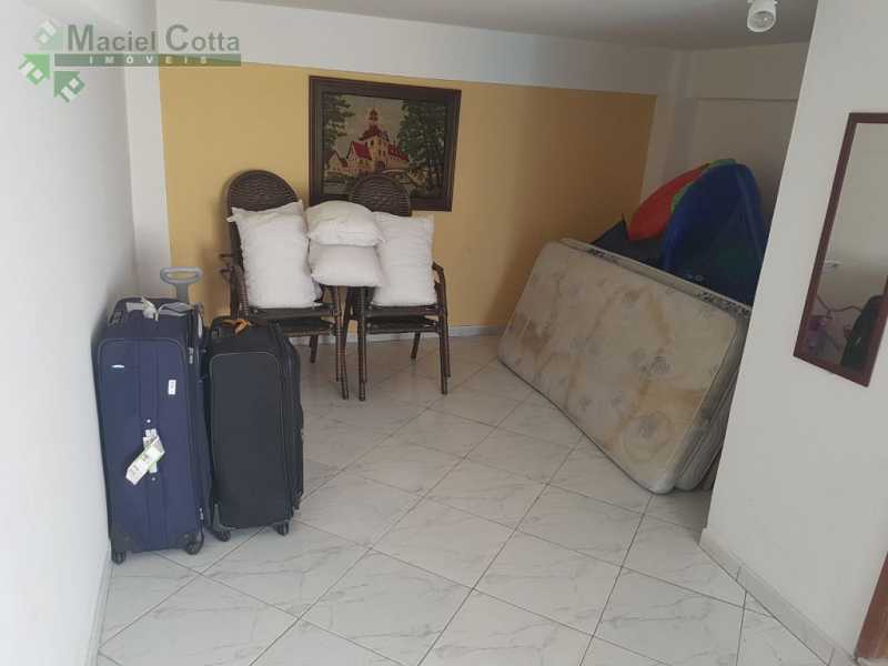 Casa à venda com 3 quartos, 500m² - Foto 8